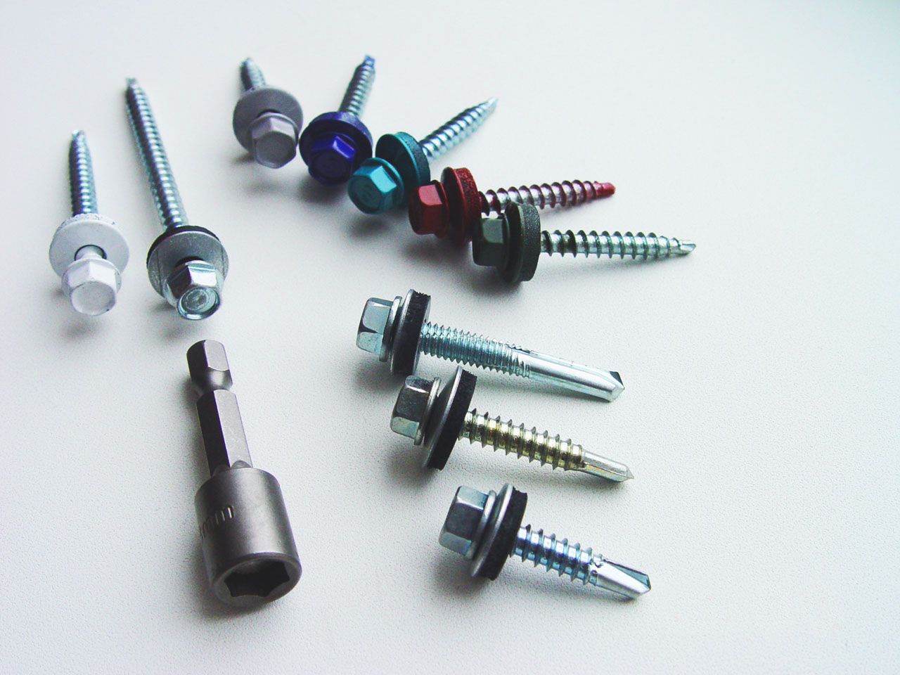 Кровельный и фасадный крепеж