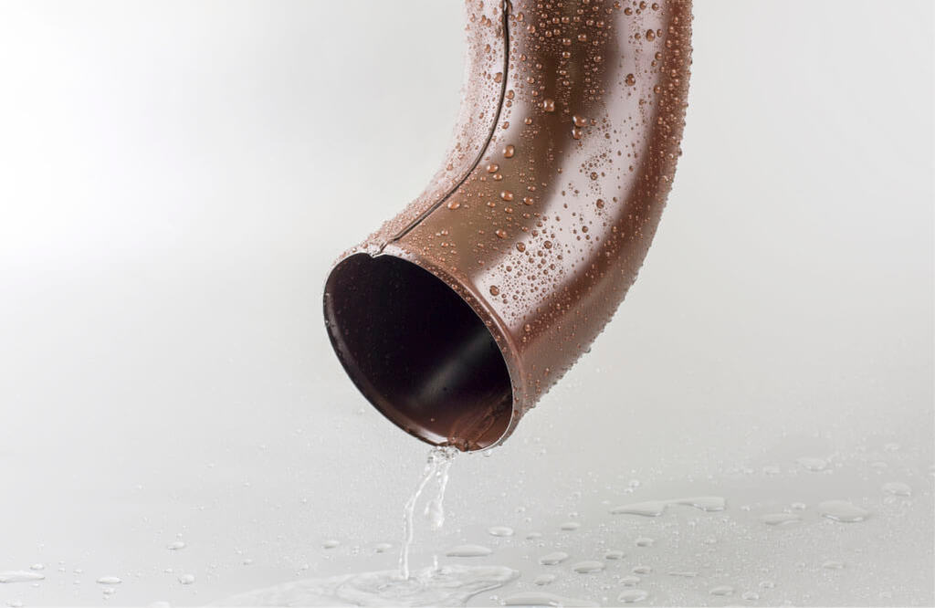 Колено трубы сливное Ø100 окрашенное Ника