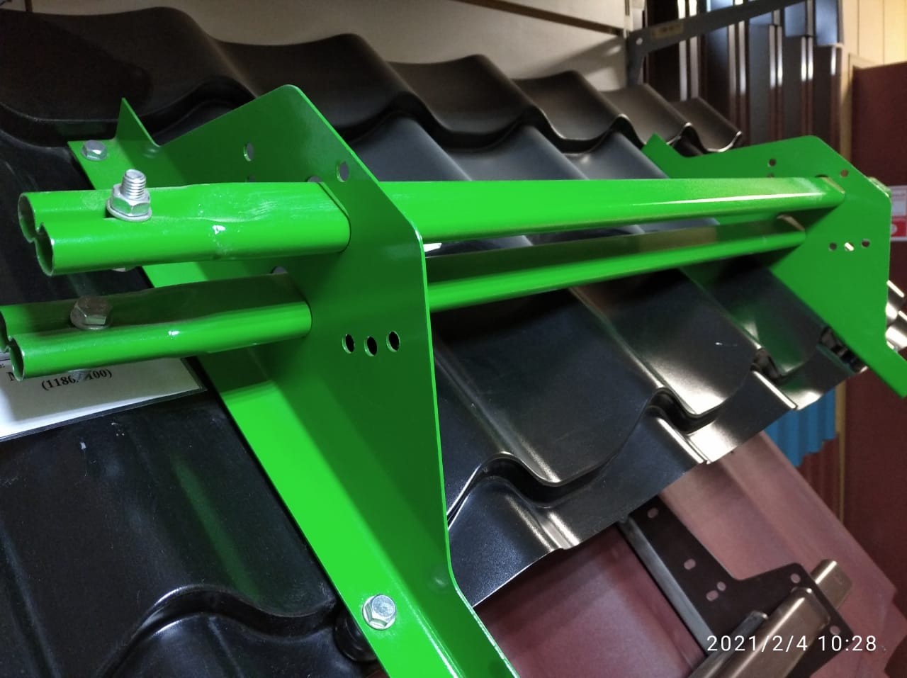 Снегозадержатель трубчатый овальная труба  3м КМП